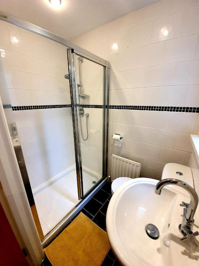 Appartamento In The Heart Of Portrush - Beautiful Views Esterno foto